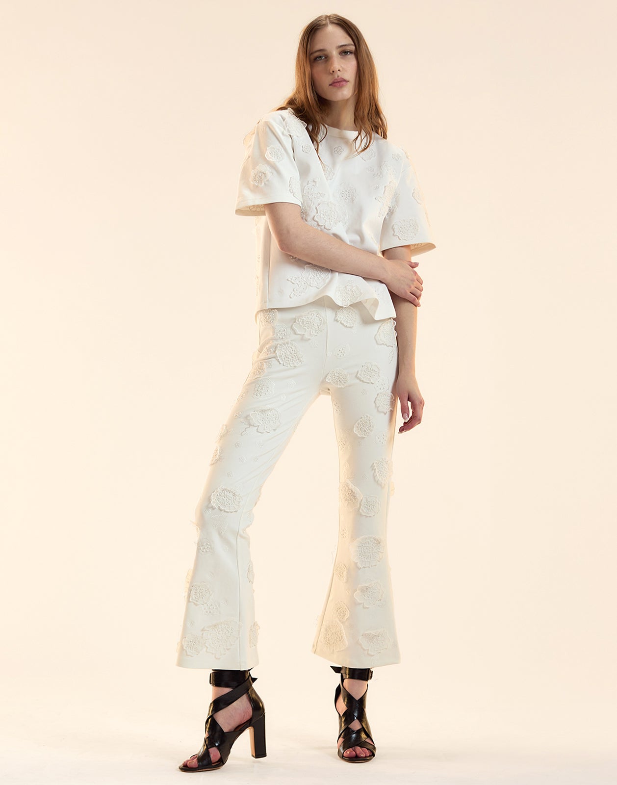 Embroidered Floral Applique Pant