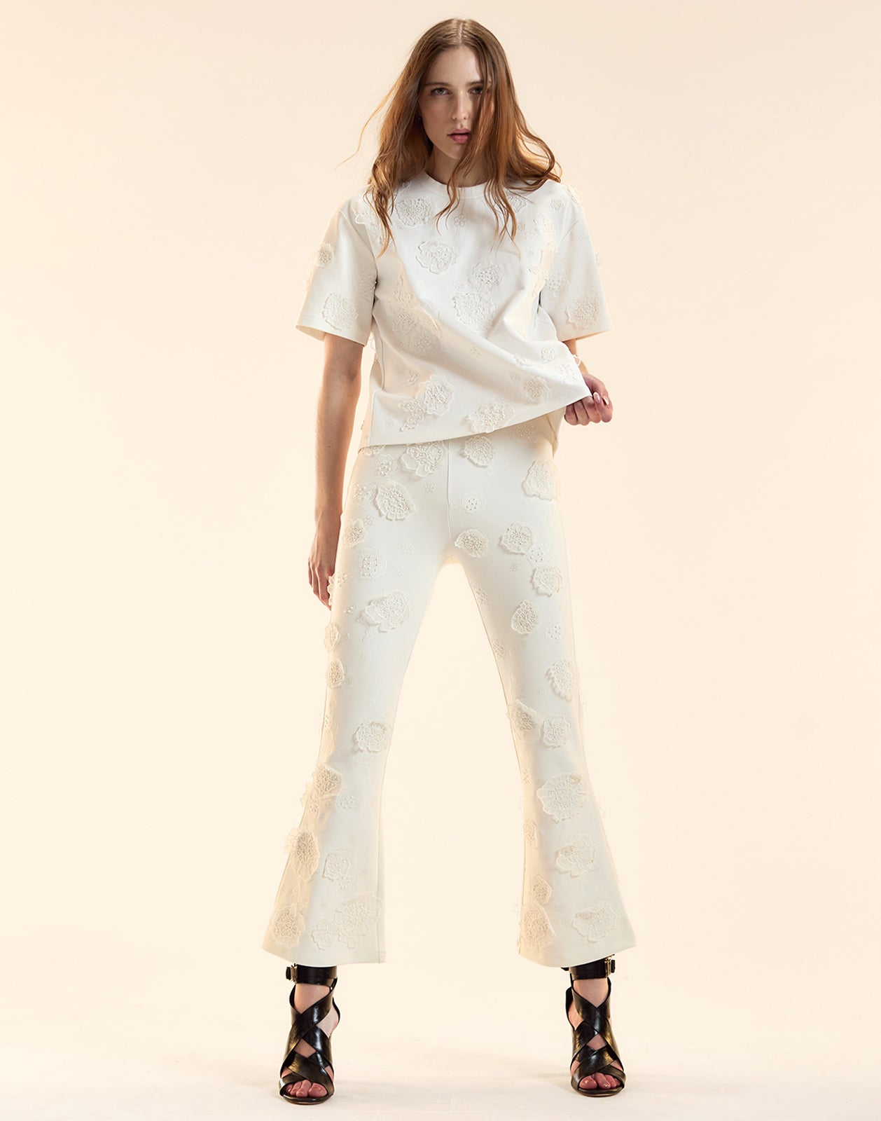 Embroidered Floral Applique Pant