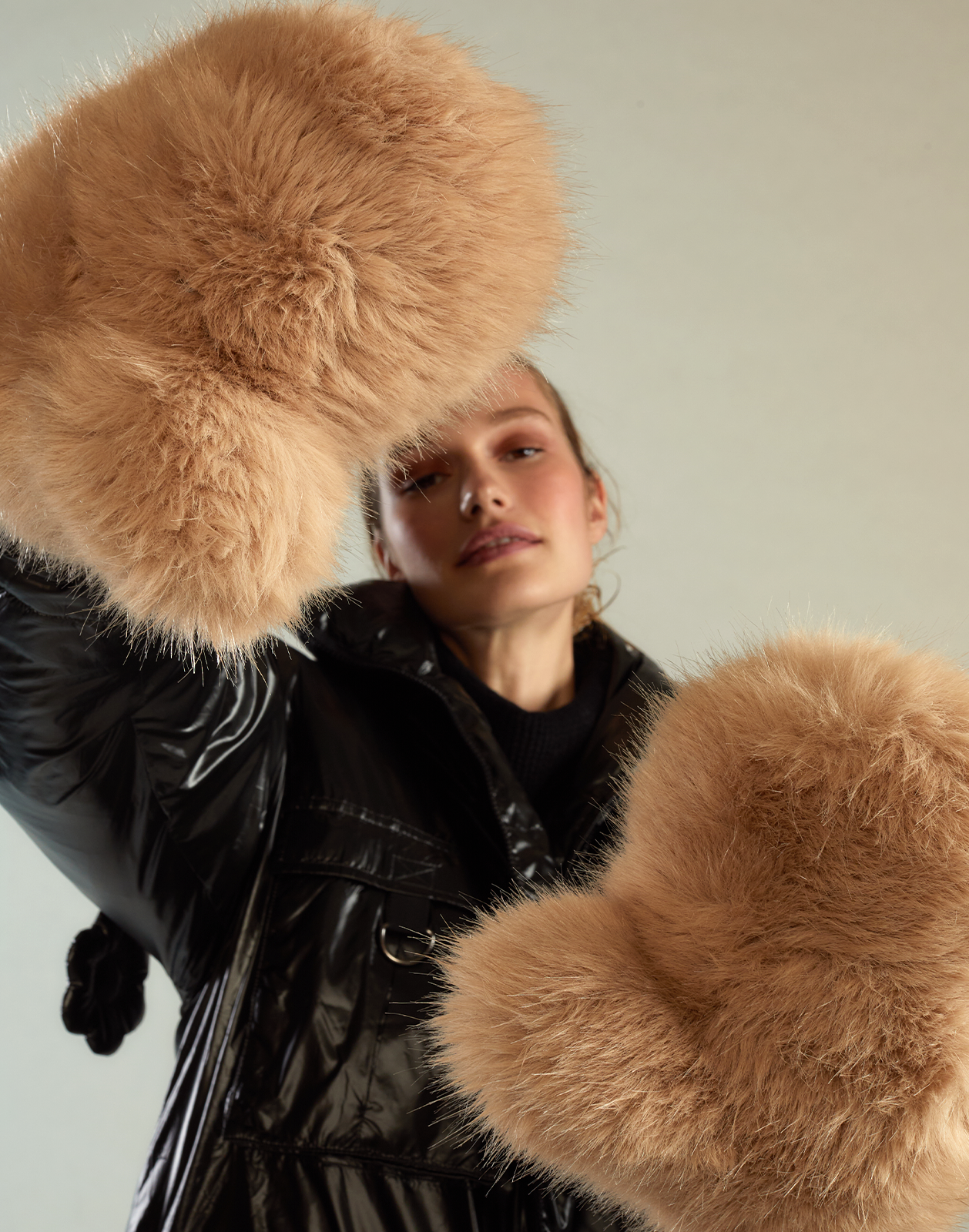 Faux Fur Oversized Mittens