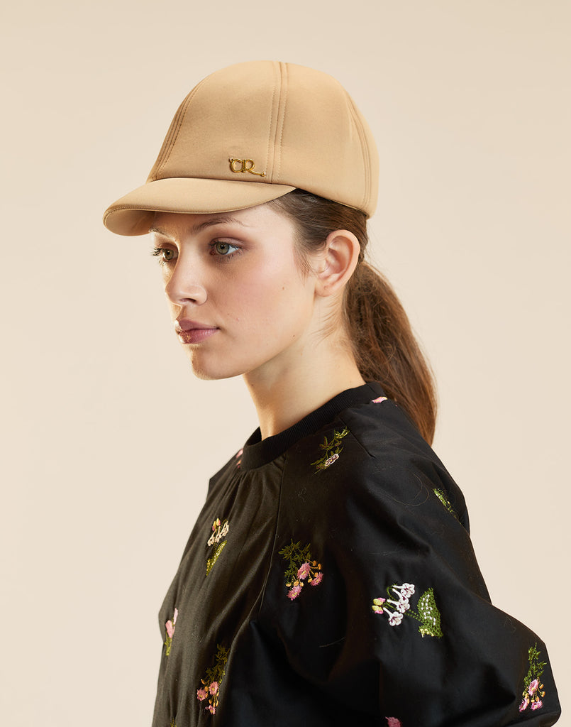 SHORT BRIM 6-PANEL HAT