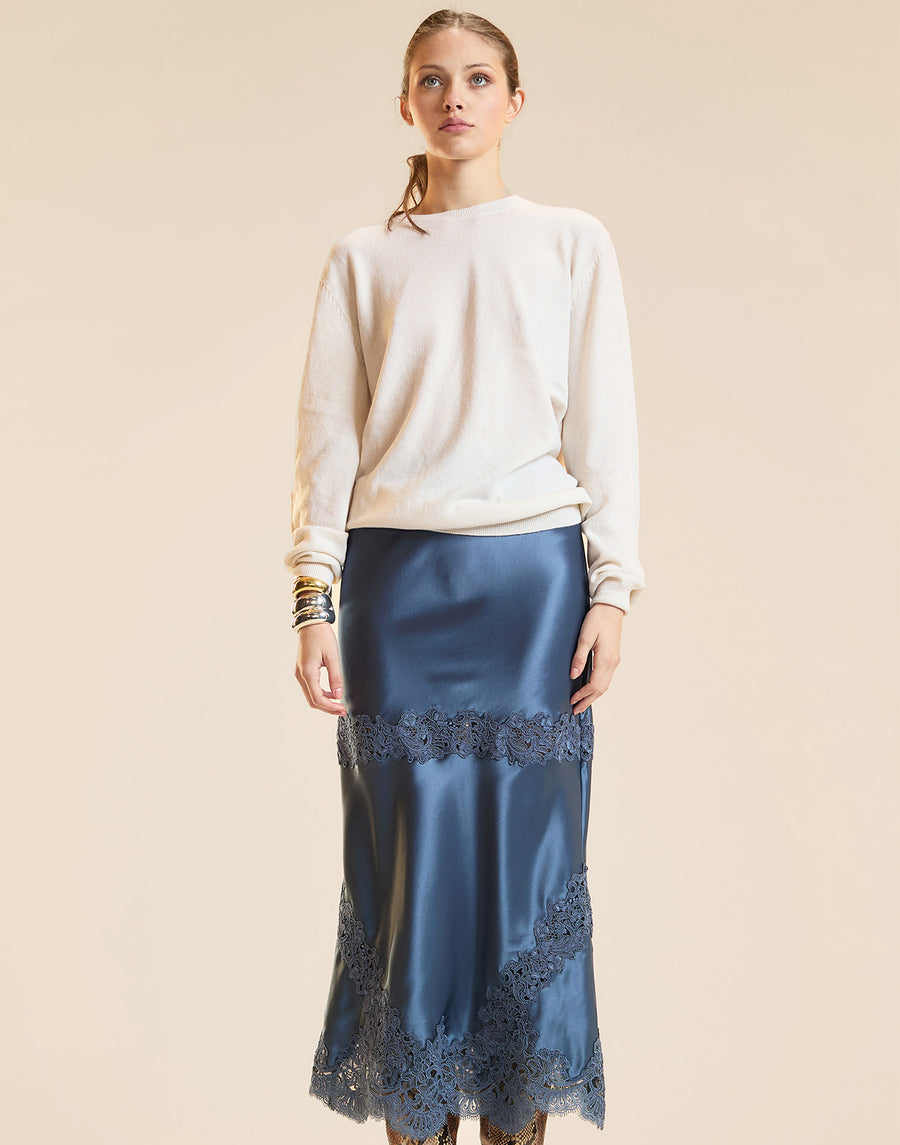 Silky lace skirt in blue