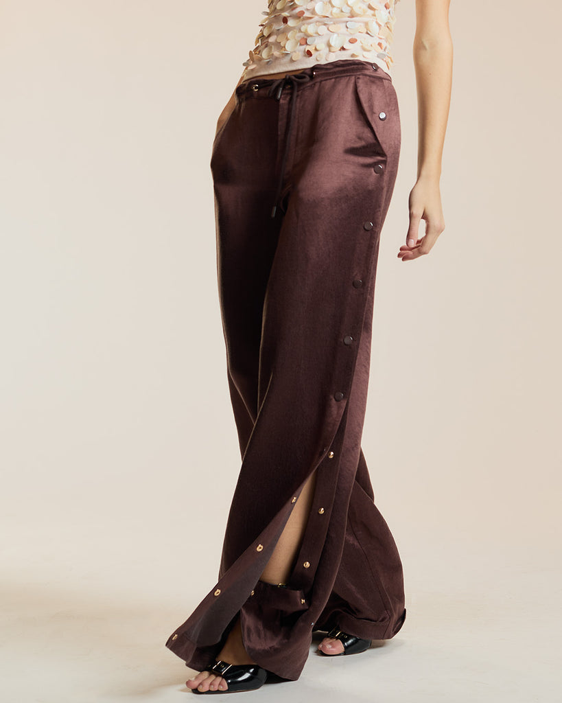 Wide Leg Snaps Pants in Chocolate 