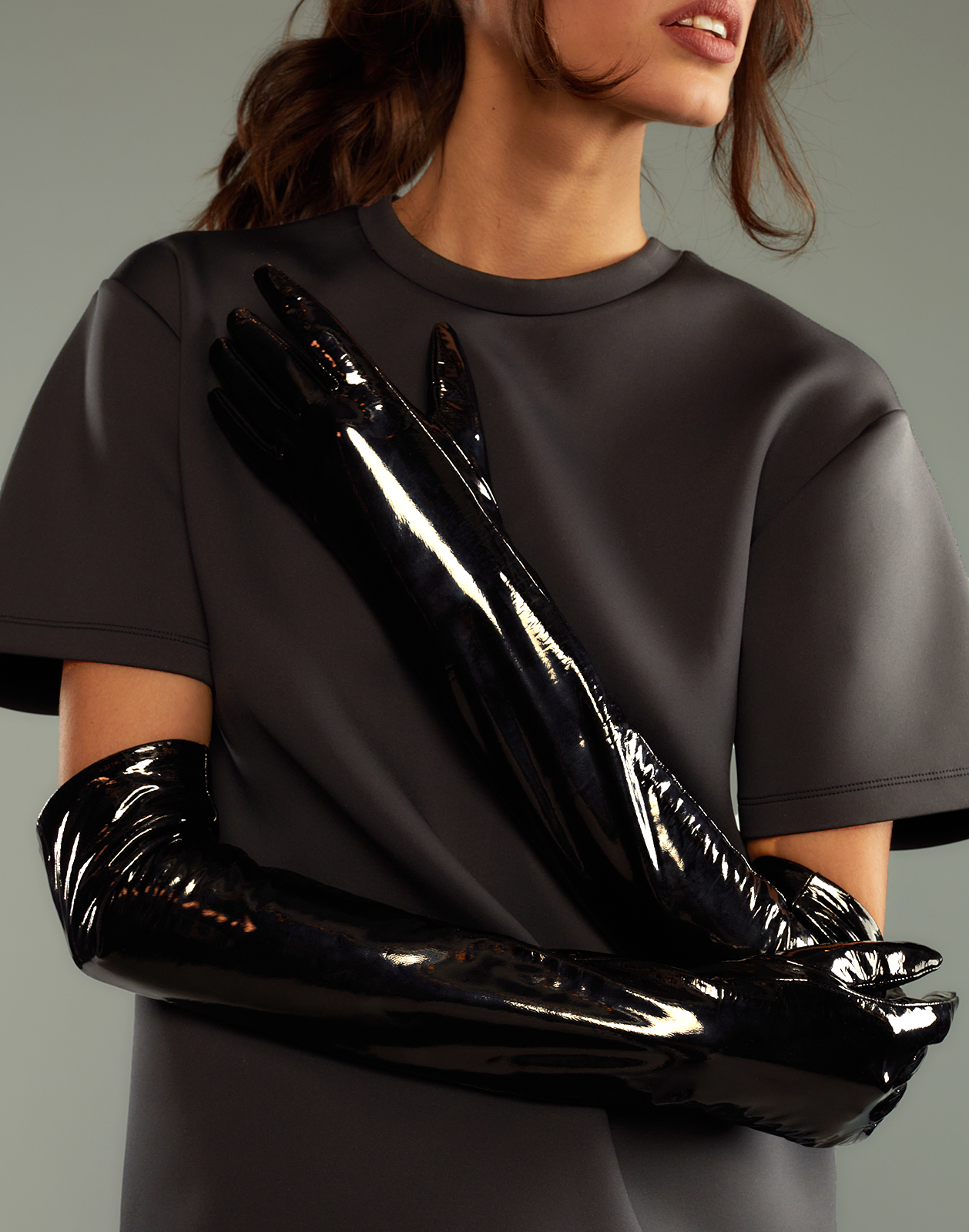 Bea Long Patent Leather Gloves